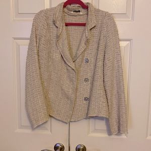 “Cabi” Dress jacket, light weight.Creamy tweed color